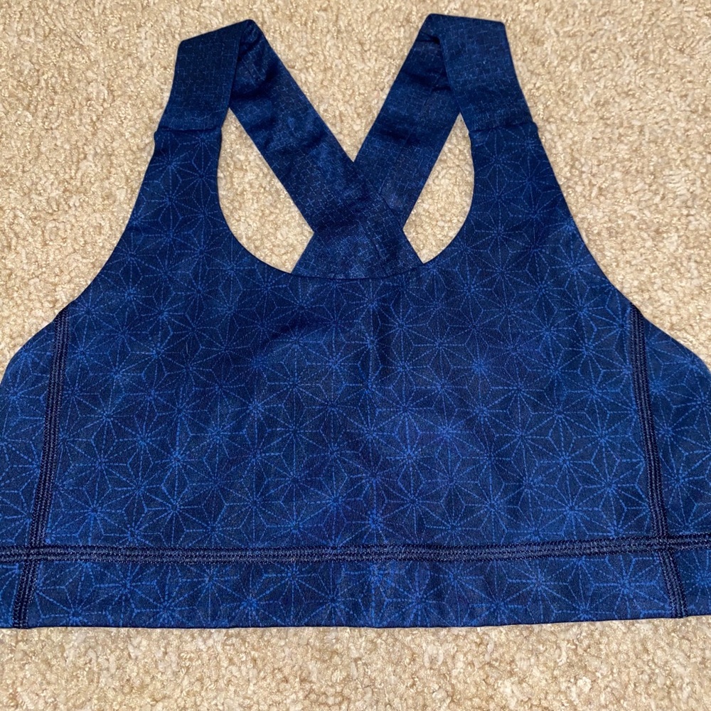 Navy lulu sports bra!